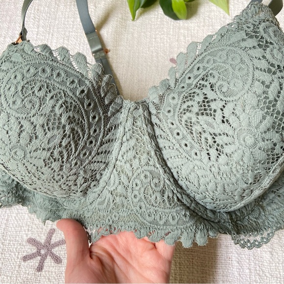 SOLD Aerie lightly padded balconette floral lace bra 40D sage green rosegold - Picture 5 of 11